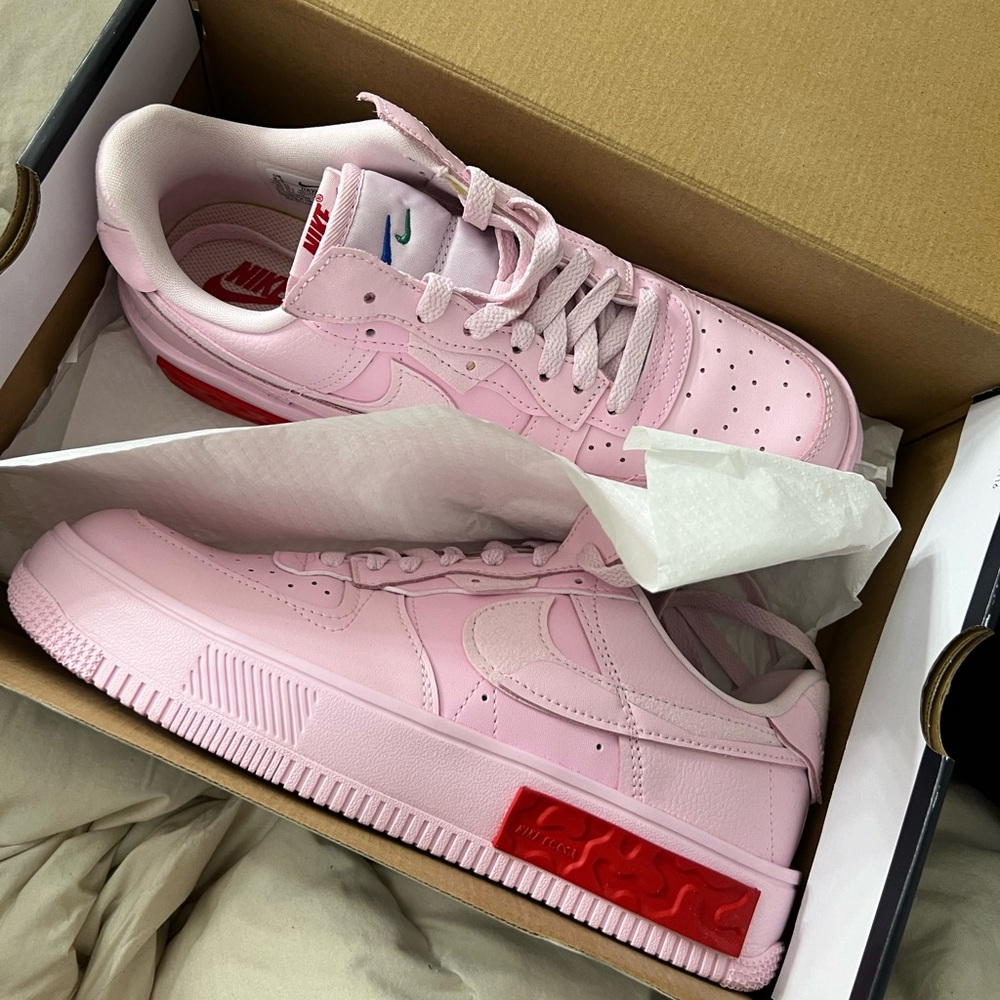 Nike Air Force 1